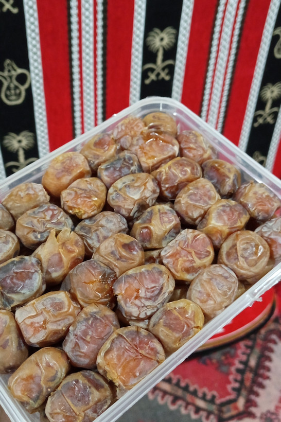 خرما برحی لوکس برداشت 1404